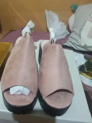 Zapatos de tacón rosa T36 y T40