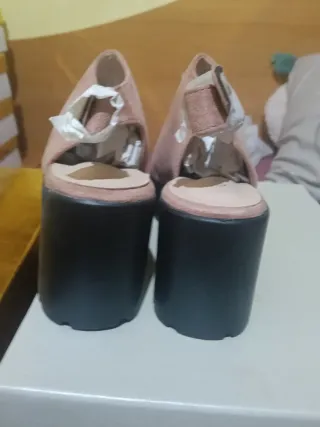 Zapatos de tacón rosa T36 y T40