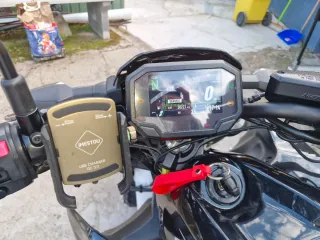 Kawasaki Z650 Naked Verde y Blanca limitada A2.