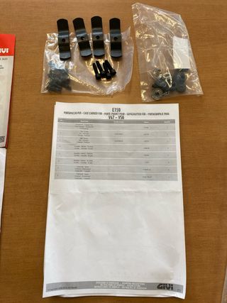 Portamaletas GIVI E159 KTM 390 Adventure Negro