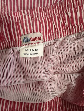 Bañador de rayas. Talla 42