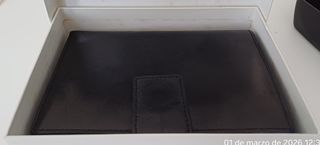 Cartera de piel natural negra