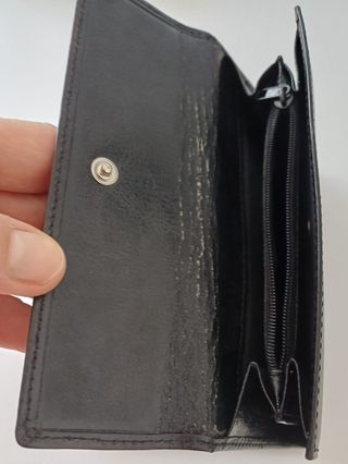 Cartera de piel natural negra