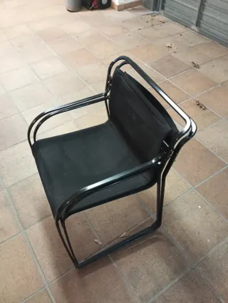 Juego de 8 sillas negras diseño