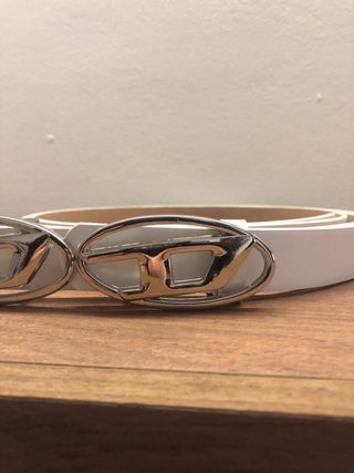Cinture Diesel bianche con fibbia oro