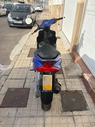 Yamaha Jog RR Azul