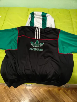 Chaqueta Adidas Vintage Negra y Verde