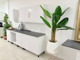 Muebles de cocina outlet desde 565€