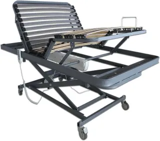 Cama geriátrica hospital con carro elevador