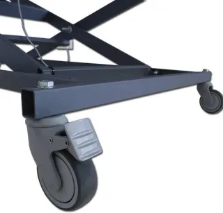 Cama geriátrica hospital con carro elevador