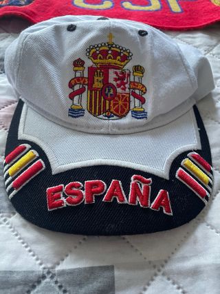 Lote España: Gorra + 2 Bufandas + Pulsera