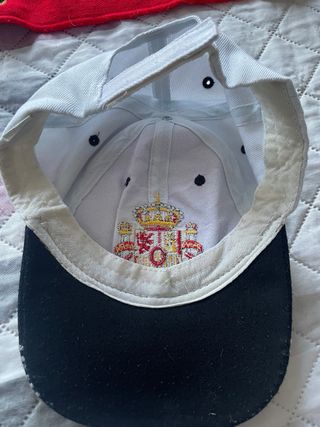 Lote España: Gorra + 2 Bufandas + Pulsera
