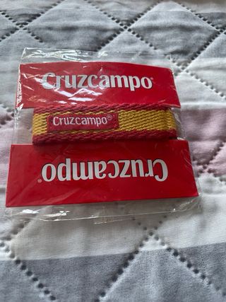 Lote España: Gorra + 2 Bufandas + Pulsera