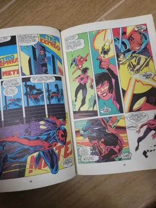 fumetto uomo ragno marvel