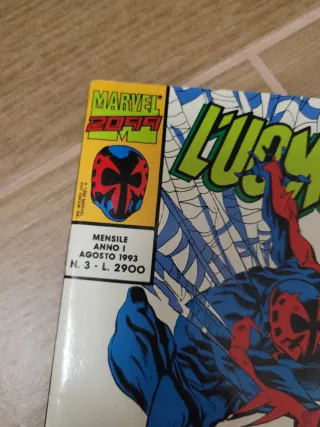 fumetto uomo ragno marvel