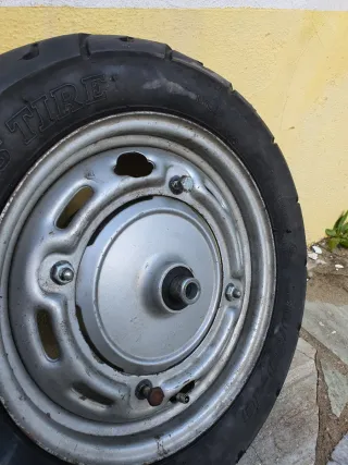 Roda Dianteira Honda Lead 100 com Pneu