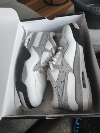 Jordan 4 RM Zapatillas Grises y Blancas