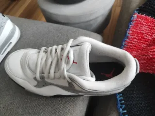 Jordan 4 RM Zapatillas Grises y Blancas