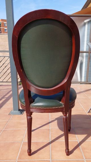 Silla Estilo Luis XVI Madera maciza y Piel natural