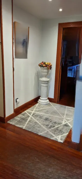 Columna de Gres Cerámico craquelado, blanco.