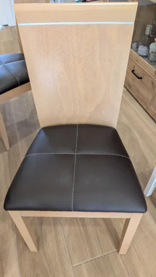 Conjunto de 4 Sillas Comedor madera y Piel