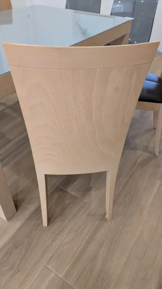 Conjunto de 4 Sillas Comedor madera y Piel