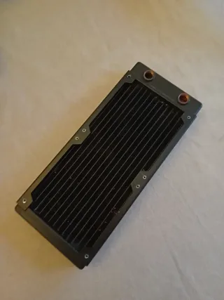 Radiador Refrigeración Líquida PC 240mm