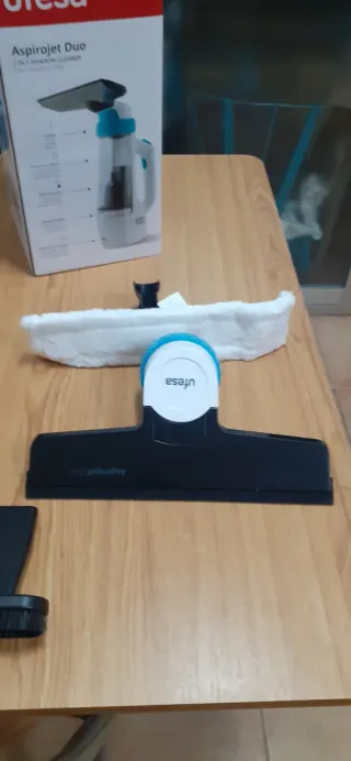 Limpiacristales Ufesa Aspirojet Duo