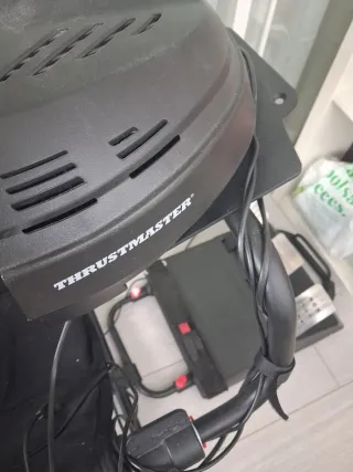 Silla Playseat volante thrustmaster 300