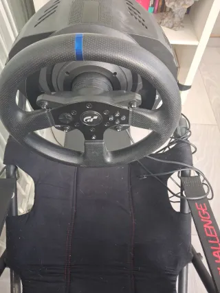 Silla Playseat volante thrustmaster 300