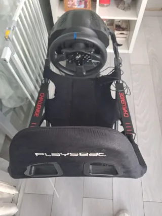 Silla Playseat volante thrustmaster 300