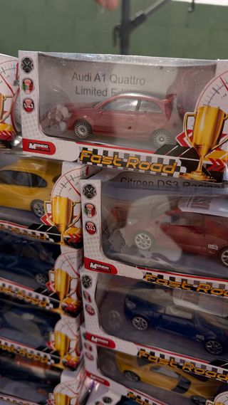 14 Coches Mondo Motors Escala 1:43