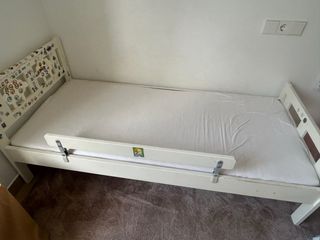 Cama infantil blanca con barrera 70x160 cm