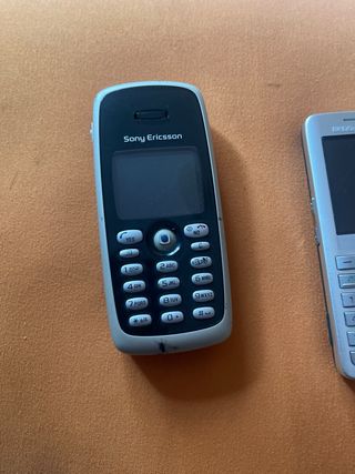 Lote de teléfonos Vintage antiguos.