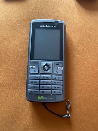 Lote de teléfonos Vintage antiguos.