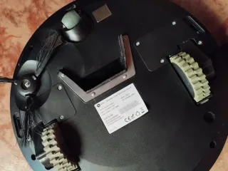 Robot aspirador Lefant negro