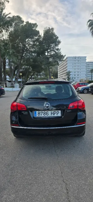 Opel Astra 2014