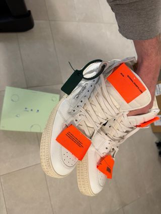 Scarpe Off-White Court Bianche