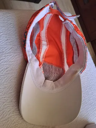 Gorra Running Raidlight Naranja y Blanca