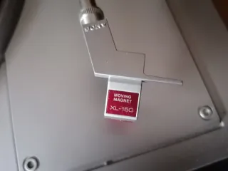 Tocadiscos Sony PS-LX22.