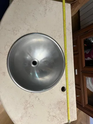 Mueble lavabo madera y metal