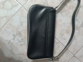 Borsetta rigida ecopelle nera