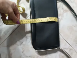 Borsetta rigida ecopelle nera