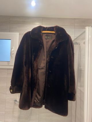 Abrigo piel E.Maynou Marrón