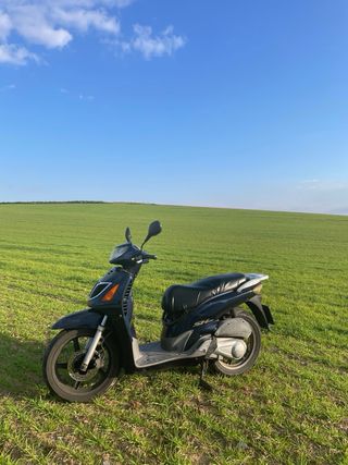 Honda SH 150 Scooter Negra
