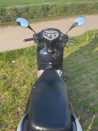 Honda SH 150 Scooter Negra