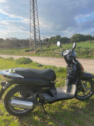 Honda SH 150 Scooter Negra