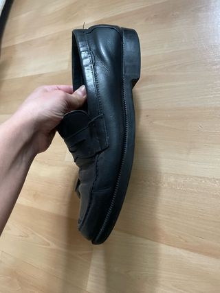 Mocasines negros de piel