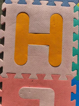 Alfombra puzzle letras y números bebés