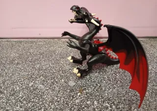 Castillo de dragón de juguete + oferta pack dragón